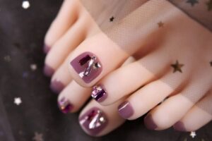 Mẫu nail chân cho da ngăm