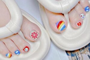 Nail chân đi biển