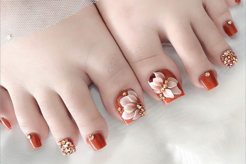 99+ Mẫu nail chân màu đỏ sang chảnh, phong cách quyến rũ 2 Tại sao nail chân màu đỏ luôn được ưu tiên